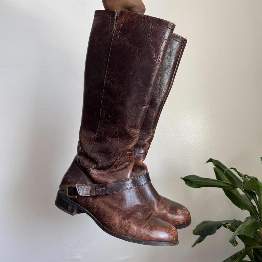 Vintage distressed UGG tall leather boots with‎ buckle harness women’s size 7